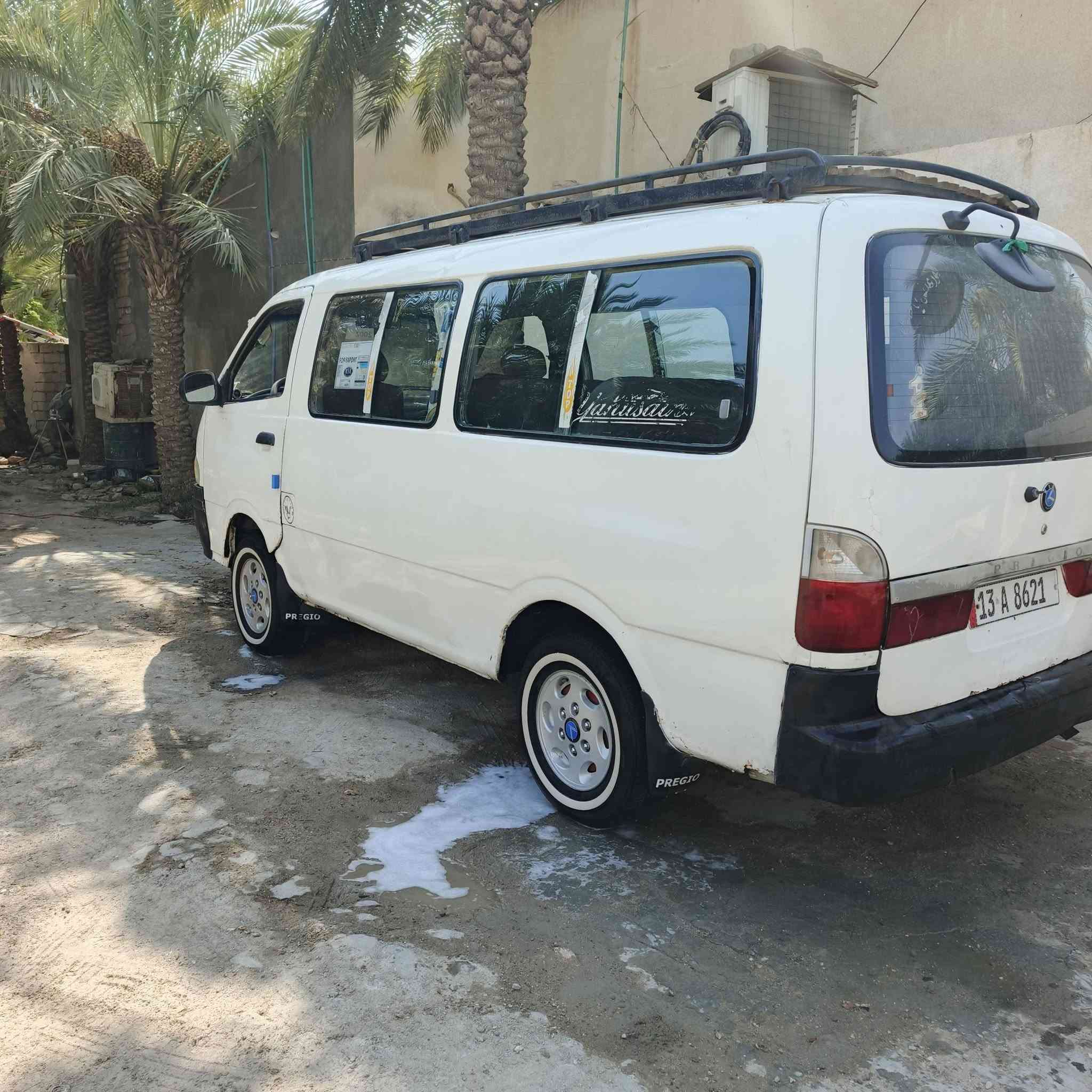 السلام عليكم سياره للبيع مديل 2002محرك جديد سياره جاهزه حداديه نضيفه راديتر جديده سياره كامله والبدي شوف العين وانتصل وبيك خير ودلل رقم ***********
