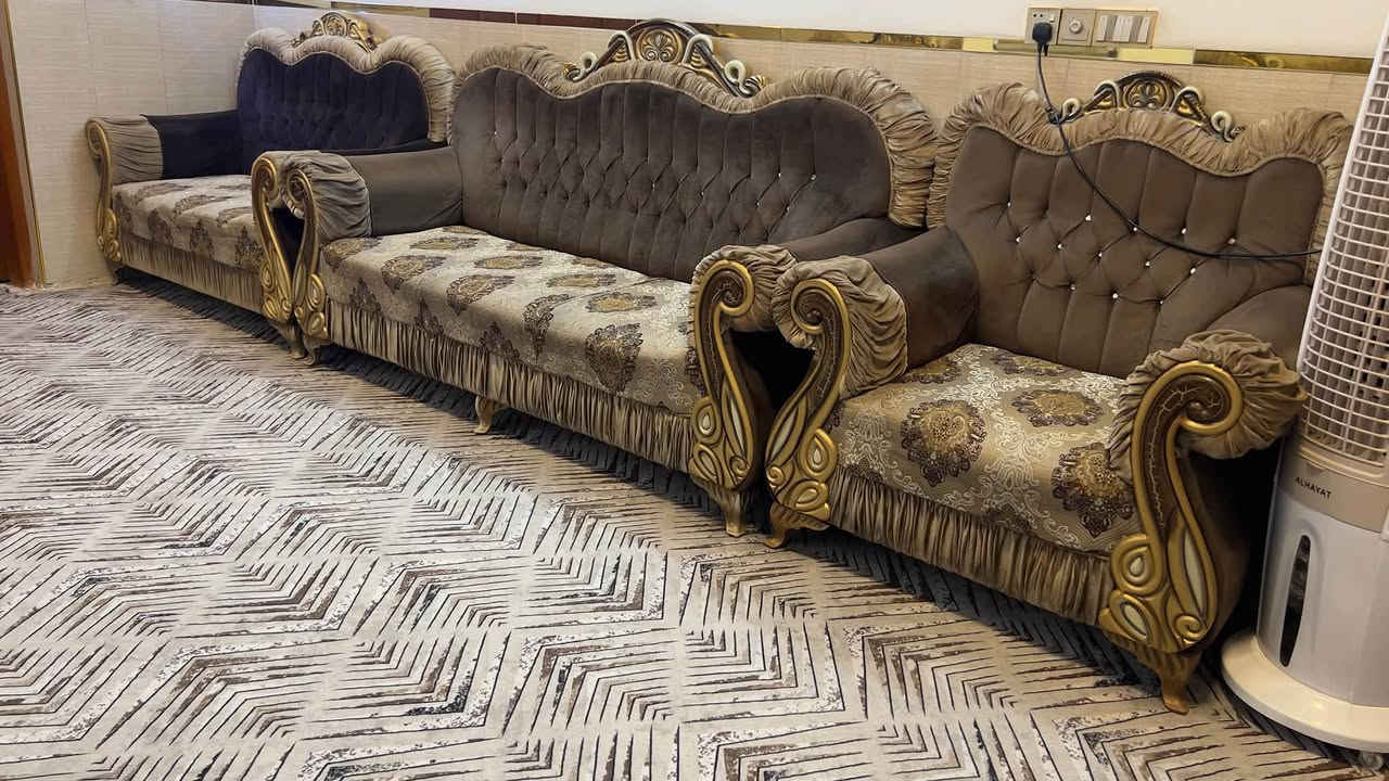 تخم للبيع السعر 500 الف
للتواصل : ***********
