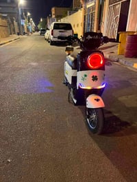 R900 • نضيفة • مضخم صوت
