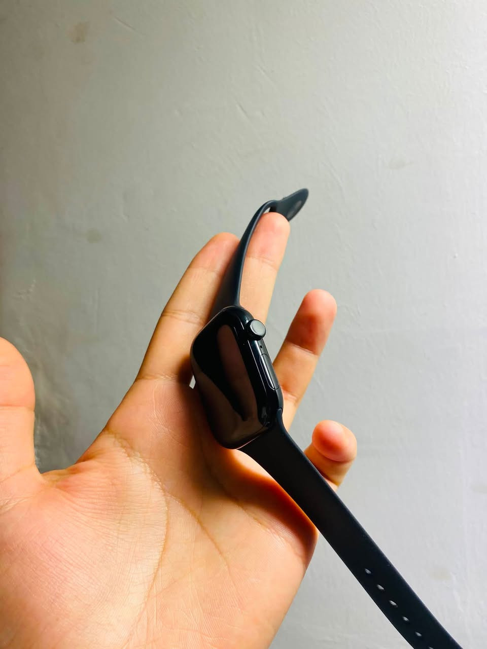 Apple watch series 11
حجم الكبير 46mm
بطارية 100🔋
مشحونه فقط مرتين مرتين فقط 2 
اللون Black
تاريخ تفعيل ساعه قبل اربع ايام 
بعده بل ضمان 12 شهر 
ساعه صارلي سبوع من اخذته وملبوسه مره وحده او مرتين 
السعر 450 بيه مجال بسيط 
مكاني زيونه 
***********

