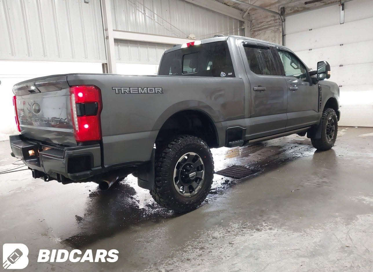Ford F350 lariat tremor
فول فول مواصفات بلاك ادشن
موديل 2024
موجود في اربيل حادث جدا بسيط
سعر 270 ورقة بدون تصليح
***********

