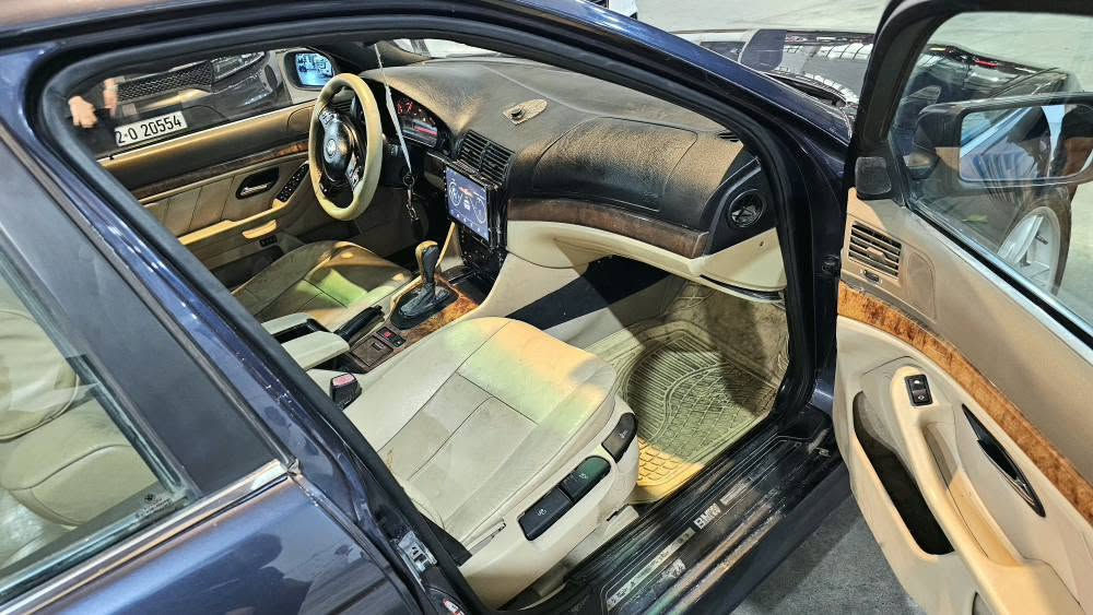 🚙بم سەقەر مەکینە 525 دەبڵ دجیتەڵ موديل 2002 فول مواصفات M بێ لێدان ناوگرتن لەسەر بیلاد مایە بێ خایس 🪪 سەنەوی نوێ 2035  بەناوی خۆمە لە هەولێرە نرخی گونجاو 87💲 وەرقە ***********واتس ↔️گۆڕینەوە دەکەین 
🚙بم صقر محرك 525 دبل دجتل موديل 2002 فول مواصفات  M  بدون ضربه او داخلى او خياس باقي على بلاد 🪪سنوية جديد 2035 بأسمى مكان اربيل سعر مناسب 87💲ورقة ***********واتس↔️ تديل او اراوس بالسياره أربيل, العراق

نص مكتوب في الصور:
- Al-generated content