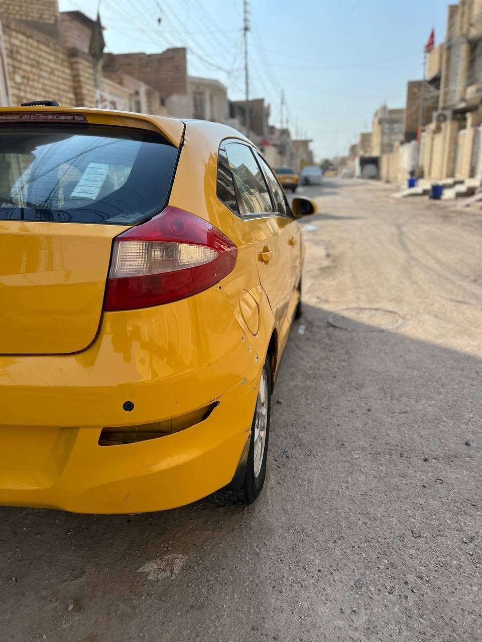 سلام عليكم سياره شيري فلاوين سياره شغاله كهربائيات شغاله راعيها موجود مكينه بيها خيط بخار كشرتها حلوه غرفتها جديده تخم تاير منضومه تبريد كامله بس غاز عوزه عينه وصينيه السياره السعر مناسب 1650 مليون وستميه وخمسين قفل قفل  ***********
