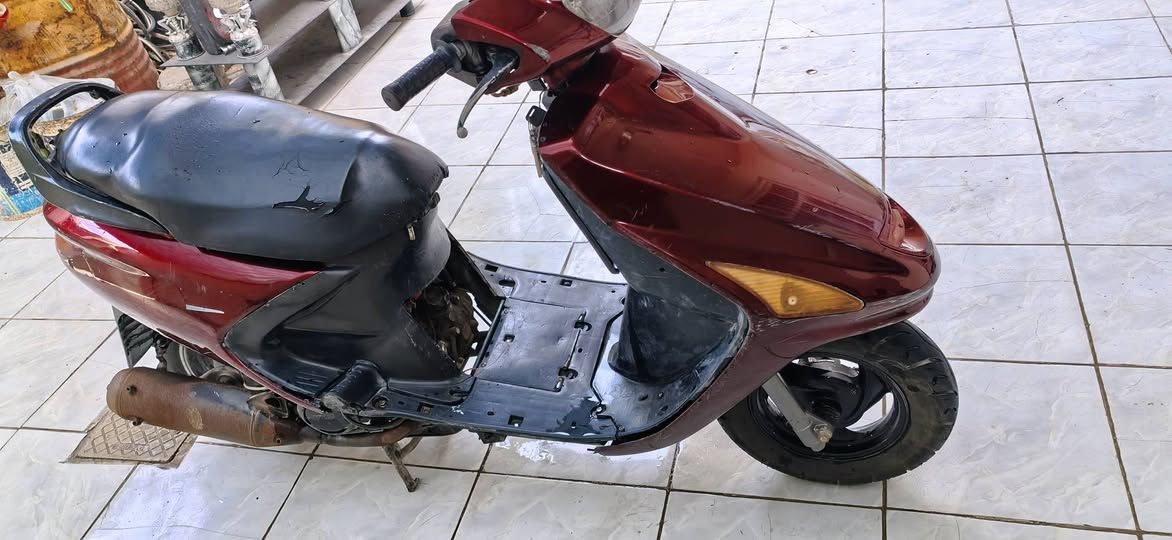 فراشه اسعر ١٥٠ دراجه يردله ترتيبات كهربائية طافيه دراجه نضيفه مال شغل شغاله بس بيه تبخير مكاني ابو غرق يم البوابه هاذه رقمي ***********

