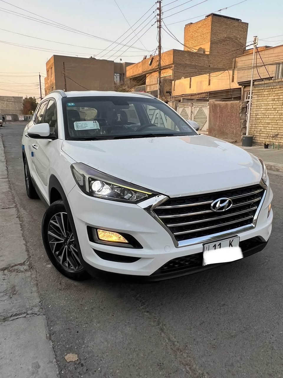 السلام عليكم
توسان 2019 خليجي شركه الكاصد جديده بمعنه الكلمه 
مكفوله كفاله من الصبغ والبارد والشخوط بوضع الشركه 
ماشيه 34 حقيقي وشرط الفحص سياره بعدهه بنايلون الشركه 
وفابلون شركه ولزكات شركه شرط تيب الأسود مال ترايش بعده بيهه سبير والعده مانزلات بصمه لاخ وجداحه بعدهن مامستعملات سياره وضع شركه صدر امامي وخلفي وضع شركه 
مكينه وكير خير من الله ترايهه زيرو سياره جديده  مواصفات 
بصمه تشغيل 
بصمه ابواب 
لايت عدستين زنون 
بكلايت ايل ايدي
شاحن واير لس
كامره خلفي 
حساس امامي
وحساس خلفي
خمس ويل كب 18
سايد بريك بل رجل
محرك 2000 دوش
لد نهاري 
مري شفط
كشنات جلد
كشن كهرباء
يدات ترحيب
3انضمام قياده
عادي وسبورت ونورمان
تبريد قطعتين
دبل تحكم ستيرن 
وبعد بيهه مواصفات رقم بغداد دولي جديد بسمي هزه وسنويه جديده اتصال *********** مكاني بغداد
