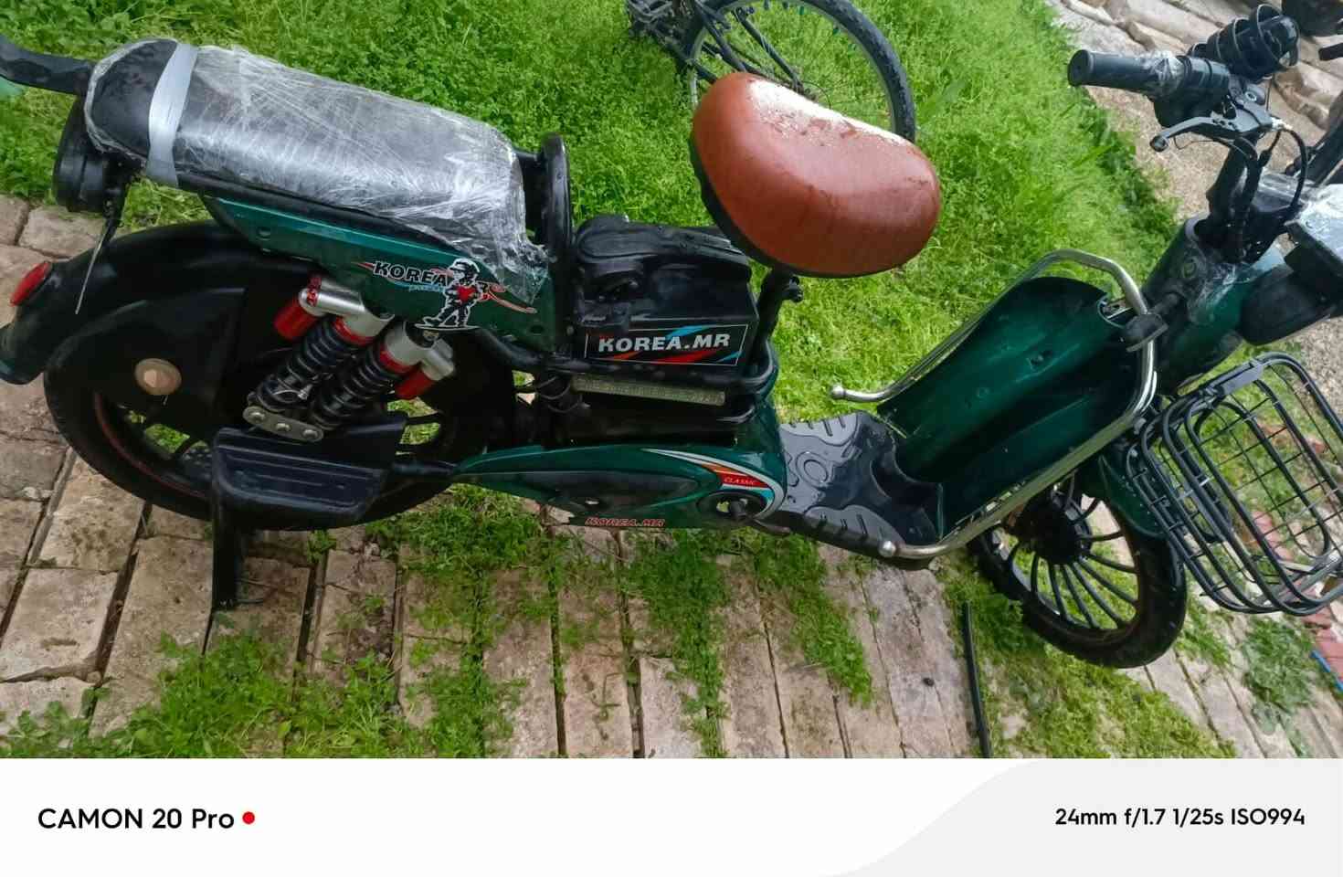 بيع مستعجل 
ماطور شحن حجم 20
بطاريات 5 
هورن 
اشارة يمين يسار خلاط
بصمه سويج مانع سرعة قفل تاير 
تشغيل عن بعد
المهم يعني انطيك هو كله شغال
السعر 200 وبي مجال 
للاستفسار الاتصال على الرقم ***********بي واتساب
