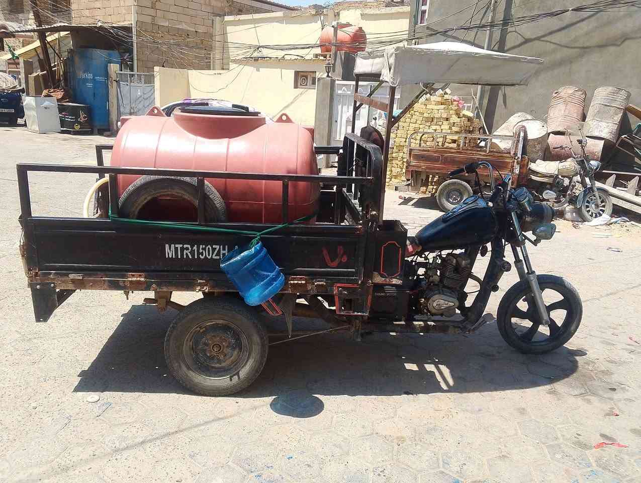 السلام عليكم الستوته للبيع كلك مكاتبه اسويلك ماعدي مشكله الستوته شاصي دايون مسكمهه امتي ار الستوته شاصي بيه جويات بس ميبينن. ستوته قويه مال شغل مال حمل الستوته نكره سلف بدي نظيف كهرباء شغاله تخم تاير دبلات. الستوته اطيك وياهه سقفيه تسكام الستوته رايدهه 650 بيهه مجال كلش بسيط حك الجيه متواصل فيس ماسنجر مبايل. واتساب. ***********
