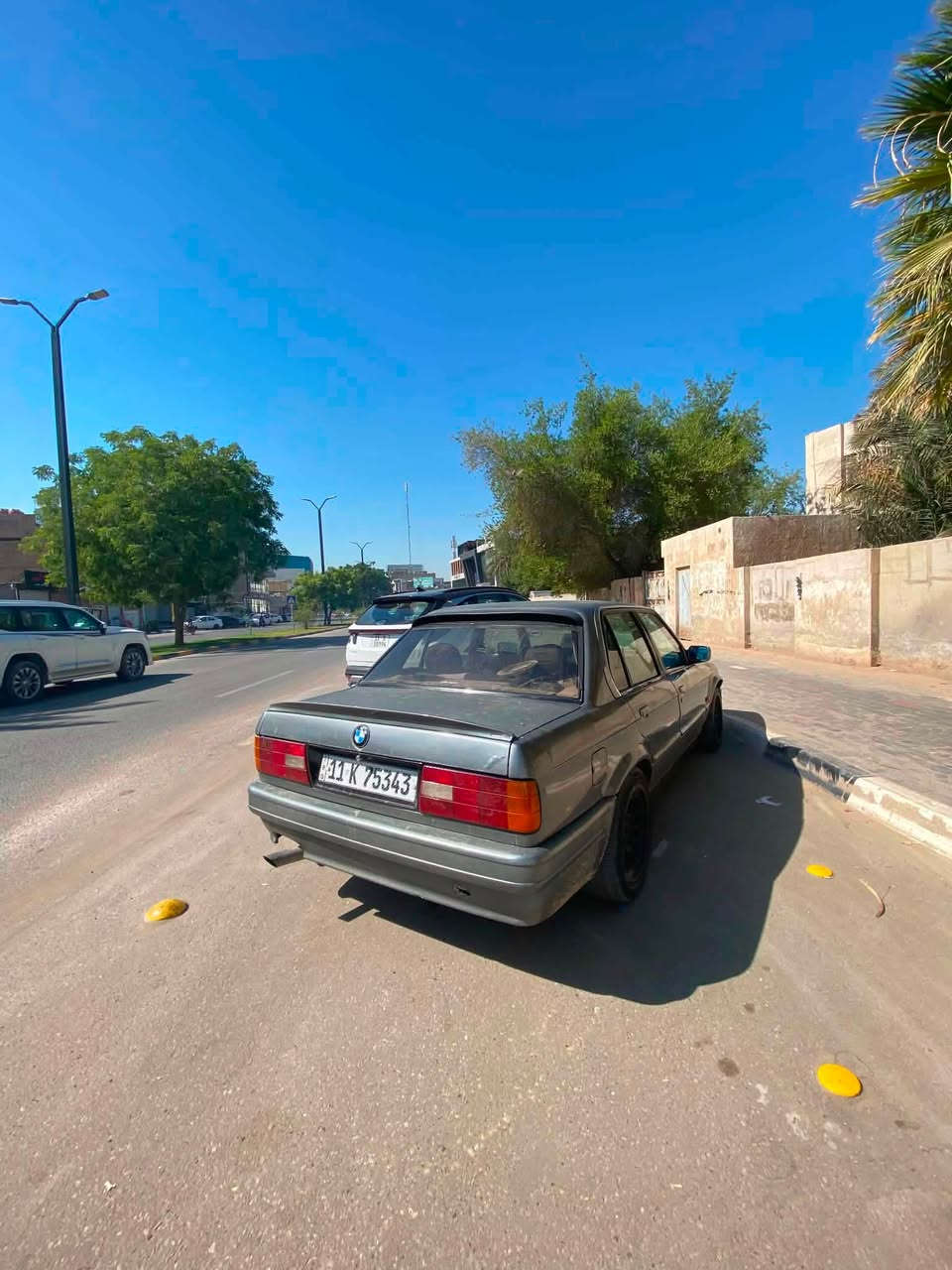 سلام عليكم اخوان للبيع bmw زعره 
مكينه 20 مسكر عدله مكفوله من تنقيص وتبخير 
كير عادي جاترك نمره طويله 
اكسل جديد رقم جبير رون ناصي 
كهرابائيات كامله 
داعميه إماميه فايبر كلاس 
دشبول جديد 3 بطائن جديد جلد لون اسود 
رقم بغداد نكليزي شرط تحويل ثاني يوم  
السياره بيها نواقص خفايف مثلا يدات مال بيبان وهيج
مكان بابل الحله مركز مدينه 
سعرها 37 وبيها مجال بسيط  
رقمي ***********
