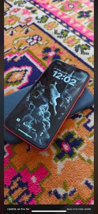 آيفون XR • ١٢٨ • بطارية ٩٣