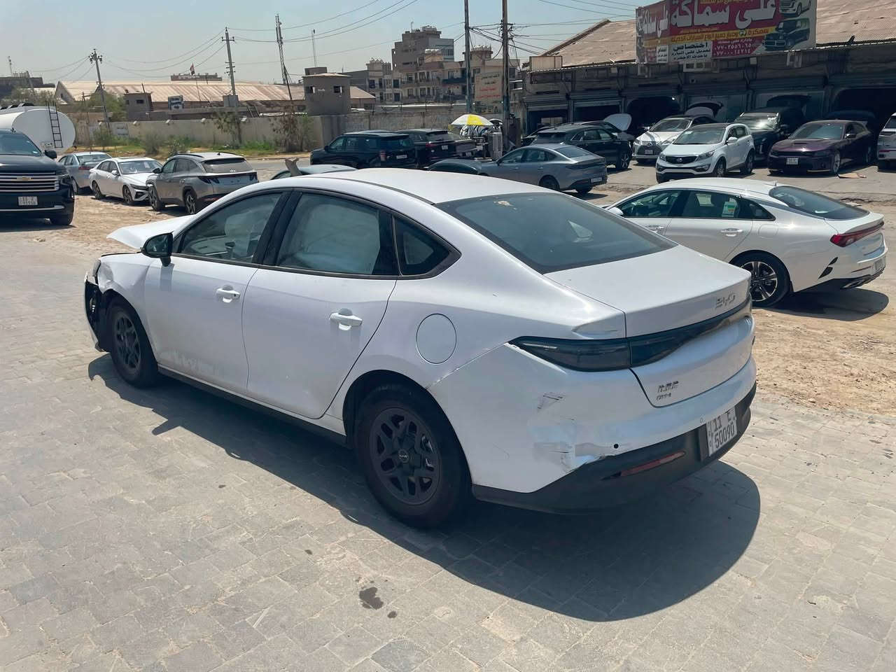 السلام عليكم سيل فايف حادث للبيع السعر ١١ مليون  كراده ***********
