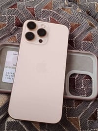 آيفون ١٦ برو ماكس • ٢٥٦ • بطارية ٩٤
