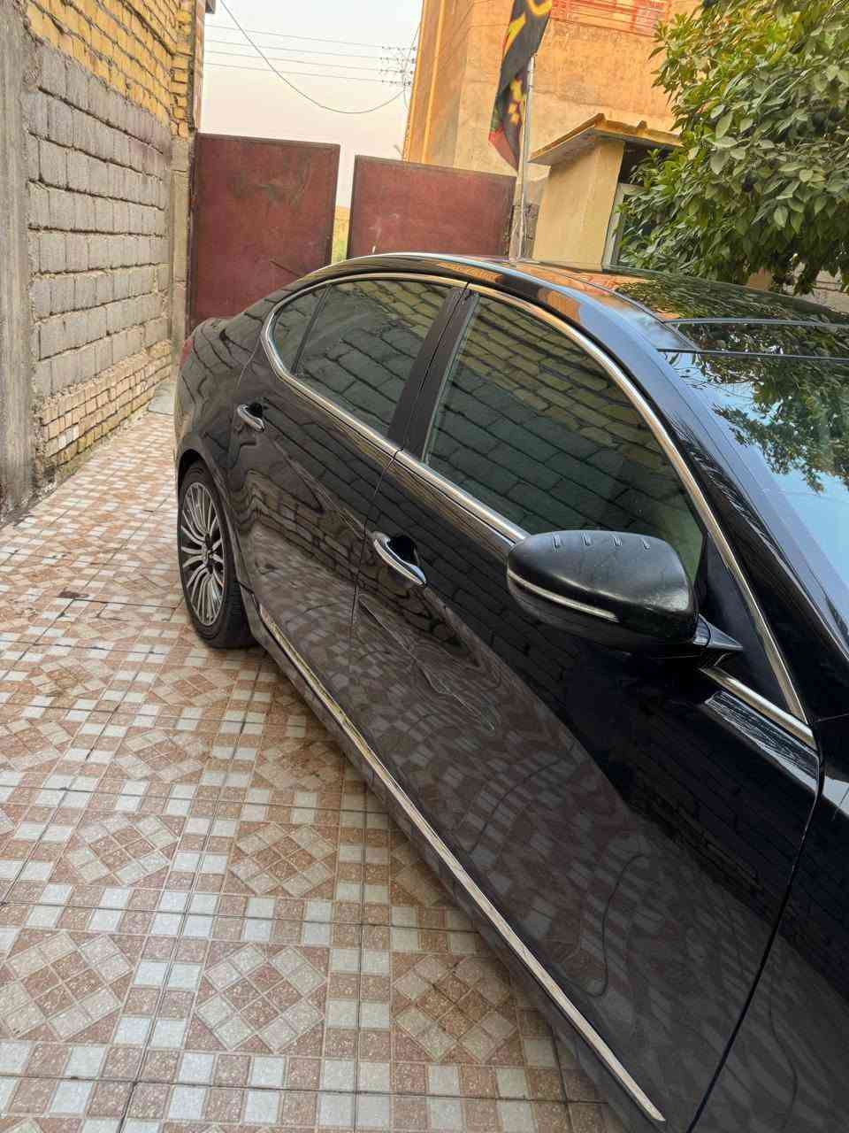 كيا كادنزا 2014 خليجية محرك 3500 دوش بيهه اربع قطع ابيع حزام ، محرك كير تبريد صدر امامي خلفي كهربائيات تخم تاير السياره جاهزه اي نقص مابيهه ترايك امشي 200 العنوان بابل تريد تحويل تريد وكاله السعر 105 وبيهه مجال قليل  للاستفسار اكثر الاتصال ***********
