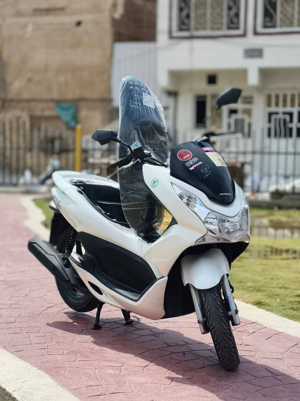 سلام عليكم....
دراجة (PSX)...(جيل الاول)  
🛵للبيع  
دراجة شلعه معدل كهربائيات كلهه شغاله 
دراجة جديده  بلادية
أي نقص مابيهة
جيب فيتر وتعال افحص
العنوان بغداد مدينه الصدر قرب مطعم ليمونة🍋 الاستفسار الاتصال على الرقم 📞 ***********
