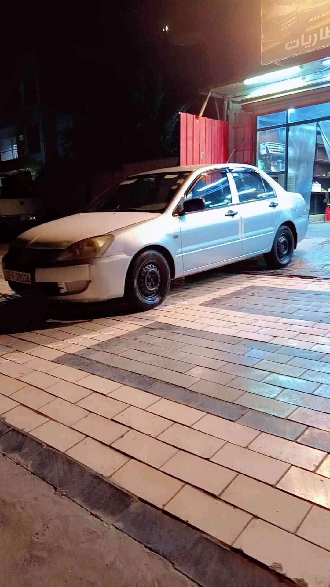 لانسر 2008 حادثه بل جنطه مو قوي او مكينه اتبخر باقي التفاصيل كله جديده عليه غرامات بل شمال 22 ورقه يطيحن من سعره  السعر 65 قفل مكاني بغداد الدوره رقمي ***********
