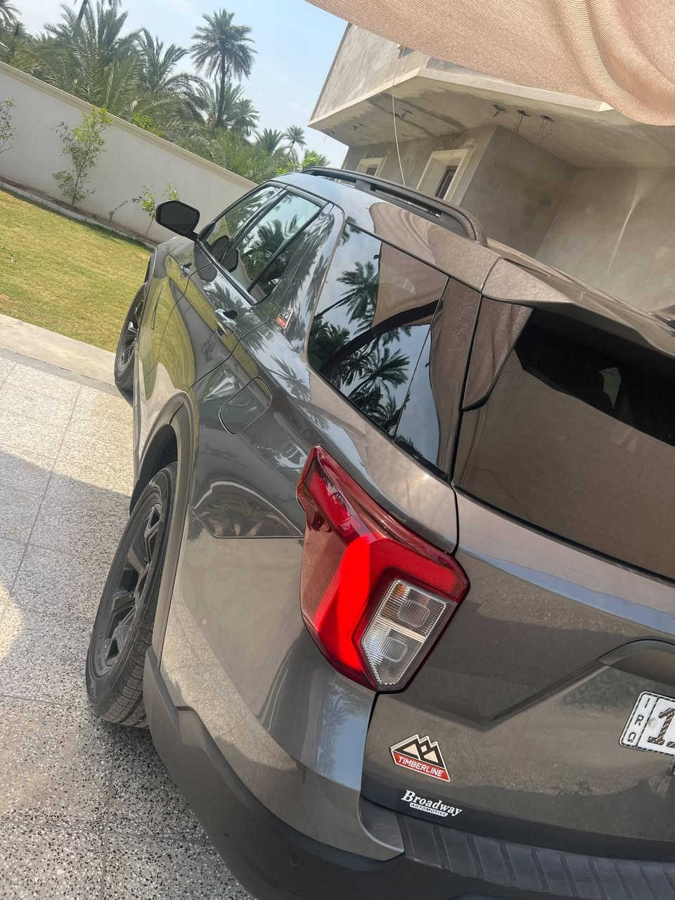 ‏‎‏‎فورد اكسبلورر   —  Ford Explorer للبيع او مراوس بسعر اقل 
‏‎‏‎وراد أمريكي.     —    ايرباك البرده وستيرن

‏‎‏‎الموديل           —    2023 الاصدار الجديد 

فئة.                 —     تمبرلاين

حجم المكينه   —      V4/2300T

‏‎‏‎اللون                —      نفطي   

‏‎‏‎المسافه المقطوعه — 82000ميل

‏‎‏‎حاله السياره. — صبغ البنيد والجاملغ  ( التقرير مرفق مع الصور )  

‏‎‏‎المواصفات 

‏‎‏‎- بصمة تشغيل 

‏‎‏‎- بصمة أبواب 

‏‎‏‎-تشغيل عن بعد 

‏‎‏‎-ترحيب عند الاقتراب 

-فتحة سقف بانوراما  

-نظام الملاحه 

-شاشه ديجتال

‏‎‏‎-كشنات جلد + مخمل

-كشنات اماميه خلفيه تدفئه

-حساس خلفي

-رادارات 360درجه 

-كامرات 360درجه

‏‎‏‎- شاشه تدعم نظام الأبل كار بلي ونظام الاندرويد 

‏‎-گير ماوس 

‏‎-نظام الدفع 4WD

-اشاره بالمرايه  

-نضام النقطه العمياء

-نضام القياده الذاتيه

‏‎-اوتو هولد 

‏‎-اوتو ستوب 

‏‎-هندبريك بصمه 

‏‎-٧وضعيات قياده 

‏‎‏‎- تبريد مركزي 

‏‎‏‎- بگ لايت LED 

‏‎-صندوق كهربائي 

‏‎-كشنات VIP ( منفصل )

‏‎‏‎- كود باب 

‏‎‏‎-كرسي السايق والراكب بحركه كهربائيه

‏‎‏‎-تحكم ستيرن جهتين 

‏‎‏‎-تحديد سرعه 

‏‎‏‎-مانع انزلاق 

‏‎‏‎-ليد نهاري

‏‎‏‎باقي المواصفات المعروفه 

‏‎‏‎السعر            —      225

‏‎‏‎رقم السياره    —      بغداد
***********
***********
