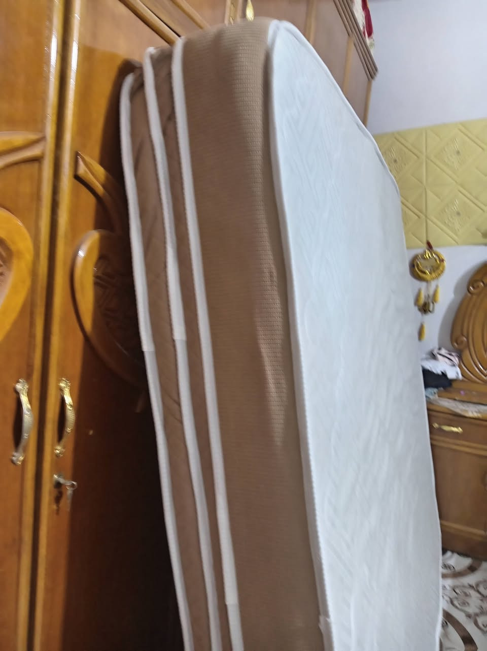 سلام عليكم ورحمة الله وبركاته دوشك طبي اخو الجديد ٧٥الف لبيع مكان بغداد التاجي تصال على الرقم *********** اي

