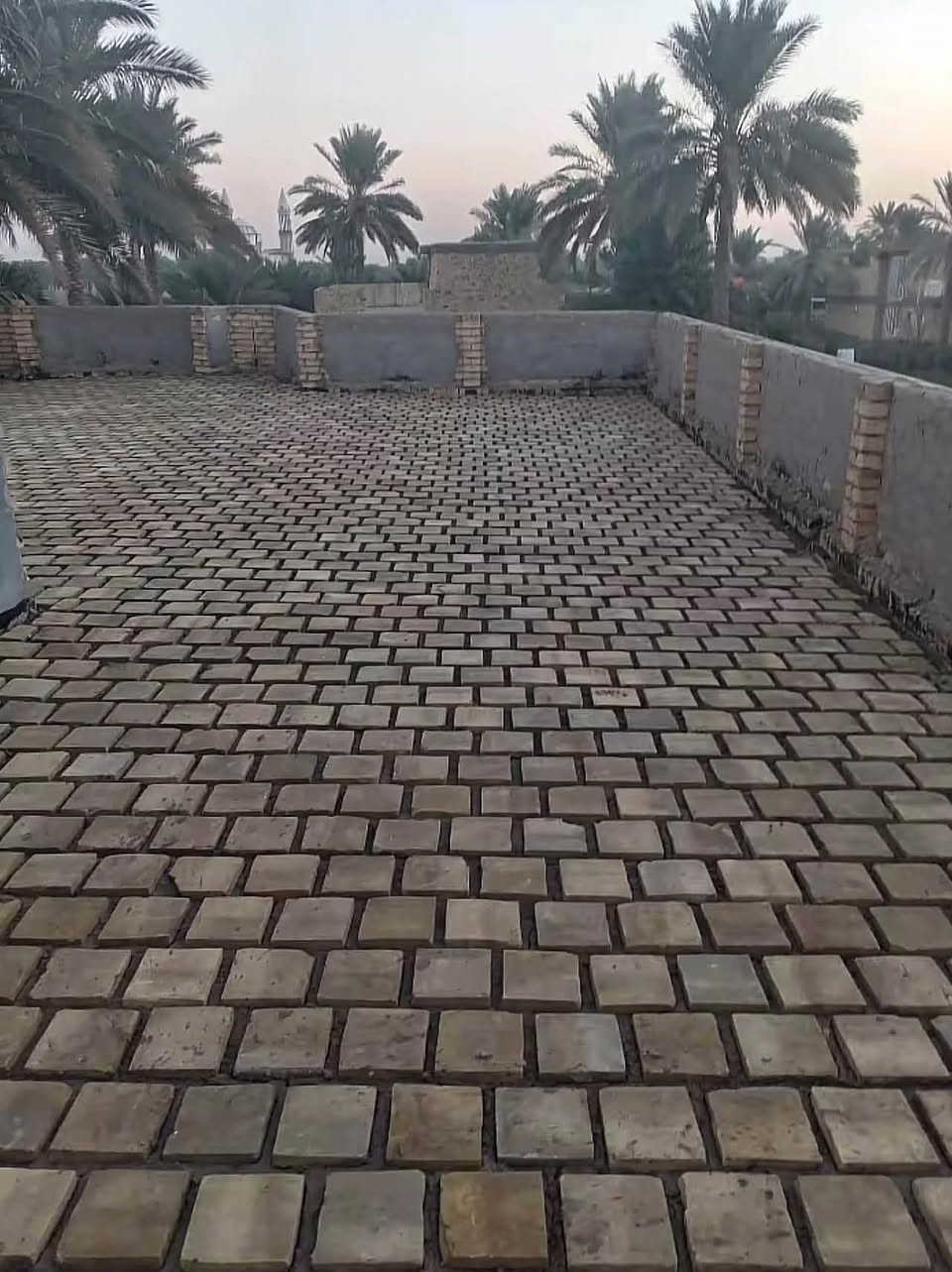 خلفه بناء وتطبيك فرشي وعكاده من كربلاء و باسعار مناسبه تعال تعال وبخدمتك
