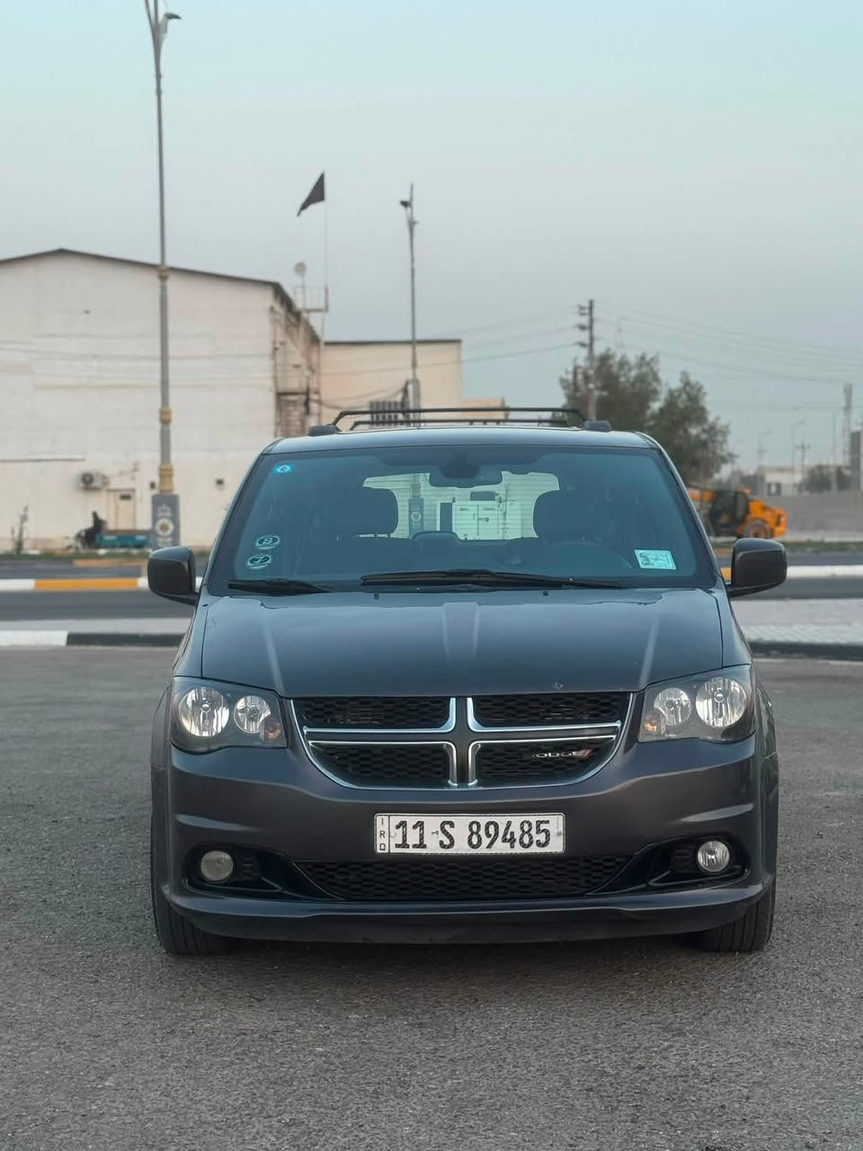 دوج كرفان مديل 19وارد امريكي
فائت السياره GT
مواصفات السياره 
-تحكمات ستيرن فول 
-كشنات كهرباء 
-جام اوته كل البيبان 
-تشغيل عن بعد 
-كشنات بلع 
-كشنات هيتر 
-هيتر مري 
-هيتر ستيرن 
-مثبت سرعه
-بيبان كهرباء 
-3قطع تبريد 
-حصان وسطي 
-3شاشات عرض 
-كشنات جلد
-برد جام بلادي 
-ويل كاب بلادي 
-جنطه كهرباء 
حداديه 90\100
تبريد ثلج 
سعر السياره 165وبيه مجال رقم السياره بغداد  باسمي سنويه وهزه جديده 
للتواصل ***********
