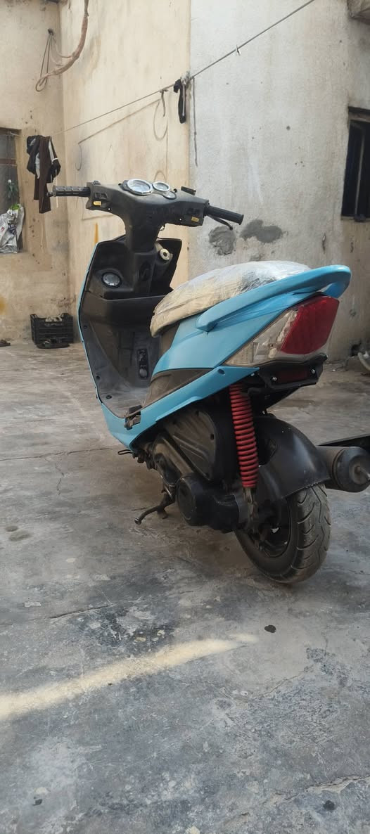 السلام عليكم دراجه كانكو 120 دراجه جاهزه ما بيها اي شيء السعر 350 وبيها مجال مكان البصره الزبير رقم الهاتف***********
