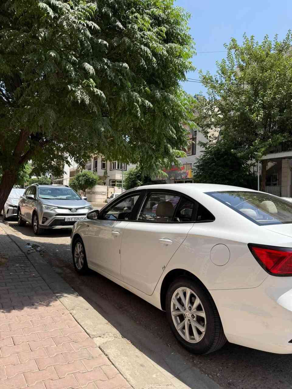السلام عليكم سيارة للبيع فقط
Mg5
مديل 2024
مواصفاتها ( حلوه و معروفه )
محركها 1500 تنفس حقيقي
سيارة جديدة وكاملة اي نقص ما بيها ماشية: 61 الف km
الملاحضات البيها بسيطه وموضحه بصورة
السايرة مفتوح الكور مالتها ومصلحيها الشركه الخاصة بيها يعني شغل ضمان
عارضهاب (90) وبيها مجال بسيط حك الجية.
*********** السليمانية, العراق
