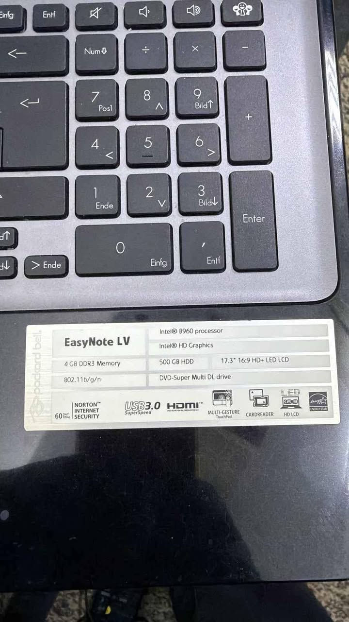 حاسبه للبيع نضيفه  موصفات موضحه بصوره ماعرف بيه  السعر 100 الف العنوان ساحت بيروت   ***********    مكلف بنشر بغداد, العراق
