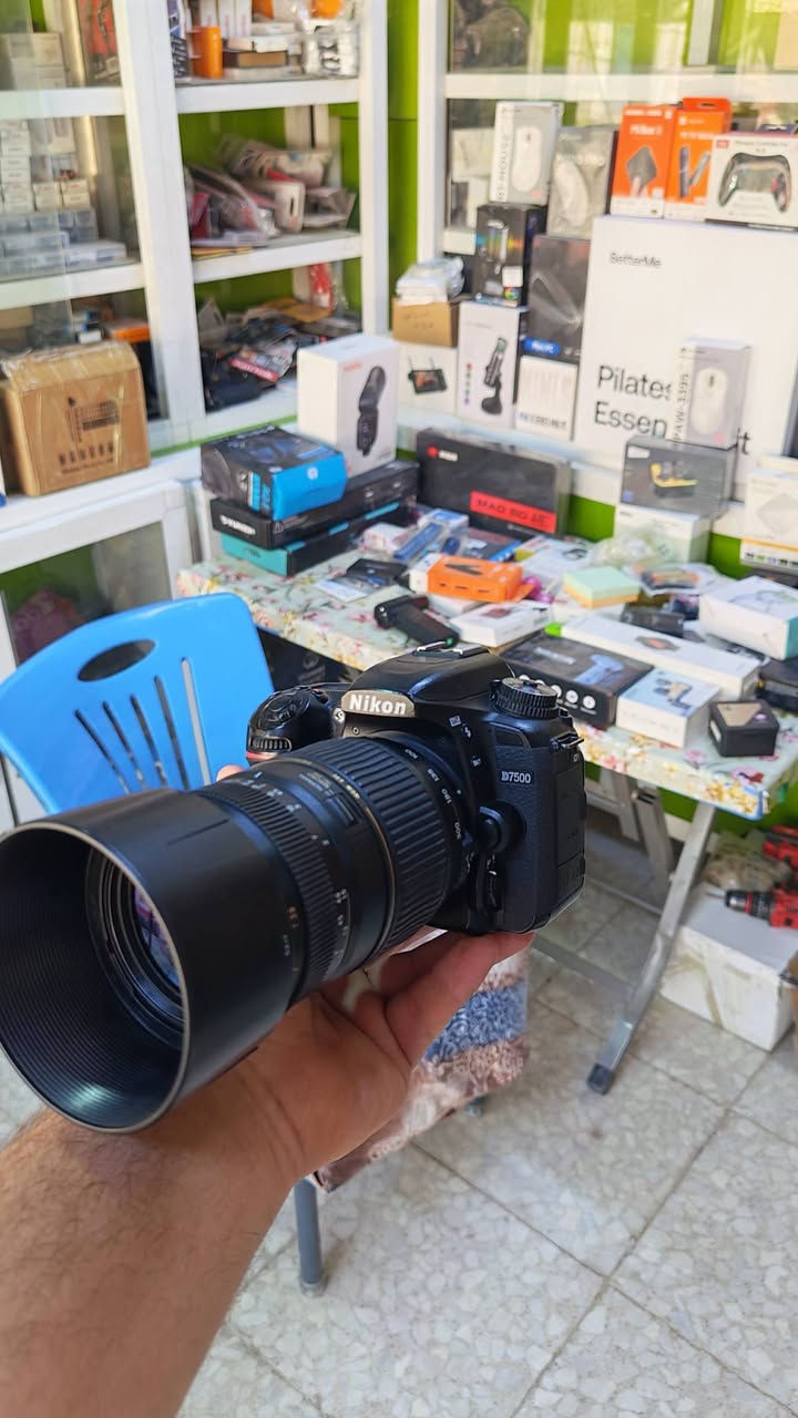 Nikon D7500 +70.300 Tamron
نضافه 99%كامل ملحقات اصليه حزام شاحنه بطاريه جنطه
شتر 18k ✅
سعره 850الف 
مكاني بابل
***********

