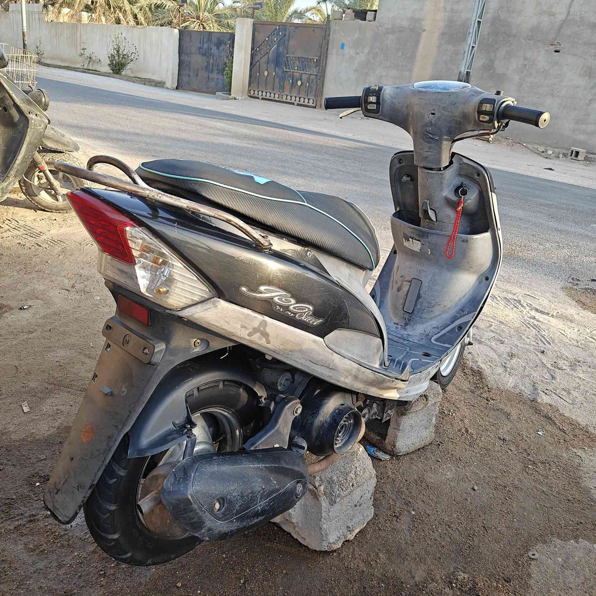 سلام عليكم ماكس قجمه البيع دراجه جاهزه من كلشي سلف وهندر ثنينهن شغالات كهربايات شغلاهه كلهه مفتوحه مره وحده سعره 550وبيهه مجال قليل مكاني بصره ابو خصيب طريق ساحل رقمي ***********
