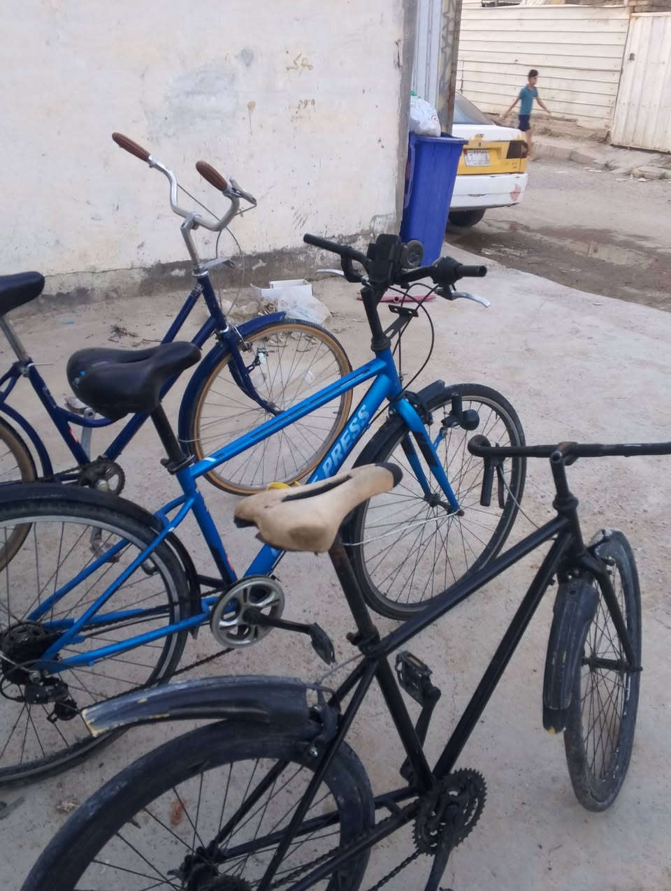 بي مجال C700 ازرق سعر 75 بي مجال C700
اسود سعر 35 بي مجال باسكل اسود مصبوغ خوان
بي نقوصات جوب مامي واير وسيم ماكير خلفي و
مامي واير وسيم بريك مامي فقط مكاني بغداد
البياع شرطة الخامسة *********** اني  خادم
