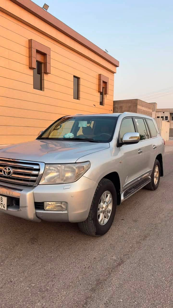 سلام عليكم
موديل 8 مكفوله كير محرك تبريد حداده خير من الله  السيارة بحالة الوكالة تبريد قطعتين فورويل شغال بيع او مراوس حسب القناعه السعر250 وبيها مجال
***********:
