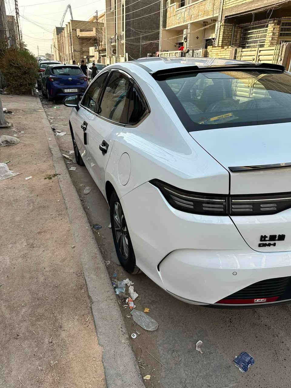 سلام عليكم بي وادي ٢٠٢٥ ماشيه ٢٣و٧كهرباء سياره جديده جدا مغلفه كاعيه جلد وستتم سوادات وكاعيات حوضيه اصلي غراضهه كامله سيارة كير محرك كفاله بيهه بل بنيد شخوط مصبوغه على كده شبرين موضح بل فديو سيارة بسمي تحويل مباشر السعر ١٩ بيهه مجال هاتف *********** العنوان حي جهاد
