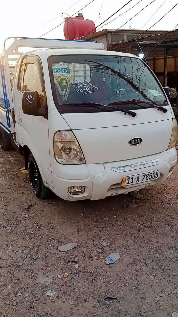 ام عيون • ٢٠٠٧ • محرك ٢٧٠١