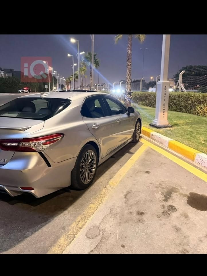 السلام عليكم للمراوس بهوندا سفك هايبرد كامري هايبرد  موديل 2021 
سيارة فقط حادث خلفي بدون ايرباك ماشية 65 كيلو  فول مواصفات XLE للاستفسار : ***********

نص مكتوب في الصور:
- 11 iQ CARS
- iQ
