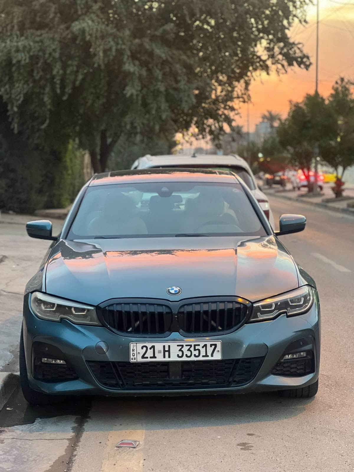 جاملغ صبغ وربع باب بدون دواخل رقم سليمانيه
سعر 210
***********
مكان اربيل

BMW 330i G20 موديل 2020 للبيع
BMW 330i G20 – موديل 2020
* حادث خفيف جداً
* فقط جاملغ تبديل وربع باب صبغ، بدون دواخل
* صور الحادث موجودة سونار
* السيارة كاملة من كلشي
* رقم سليمانية  
* السنوية و الهزه بعدهن ما ساقطات 
* السيارة باسمي
المواصفات:
* محرك 4 سلندر 2000cc TwinPower Turbo
* دفع خلفي
* دخول ذكي للأبواب الأربعة
* فتح وقفل تلقائي عند الاقتراب والابتعاد
* إنارة ترحيبية عند الاقتراب من السيارة
* بصمة تشغيل
* شاشة كبيرة
* فتحة سقف
* كاميرا خلفية
* كشنات تدفئة وتبريد و تحكم كامل كهرباء
* رادار 360 درجة
* حساسات 360 درجة
* مانع خروج عن المسار
* مانع تصادم
* 3 أنظمة قيادة: ECO PRO / COMFORT / SPORT
* تبريد ثلج
* كير ومكينة مكفولات، بدون فتح
* صدر كامل جديد
* داخلية كريمي
* لون مميز جداً
* ويل 20
* ممشى تقريباً 78 ألف ميل بغداد, العراق
