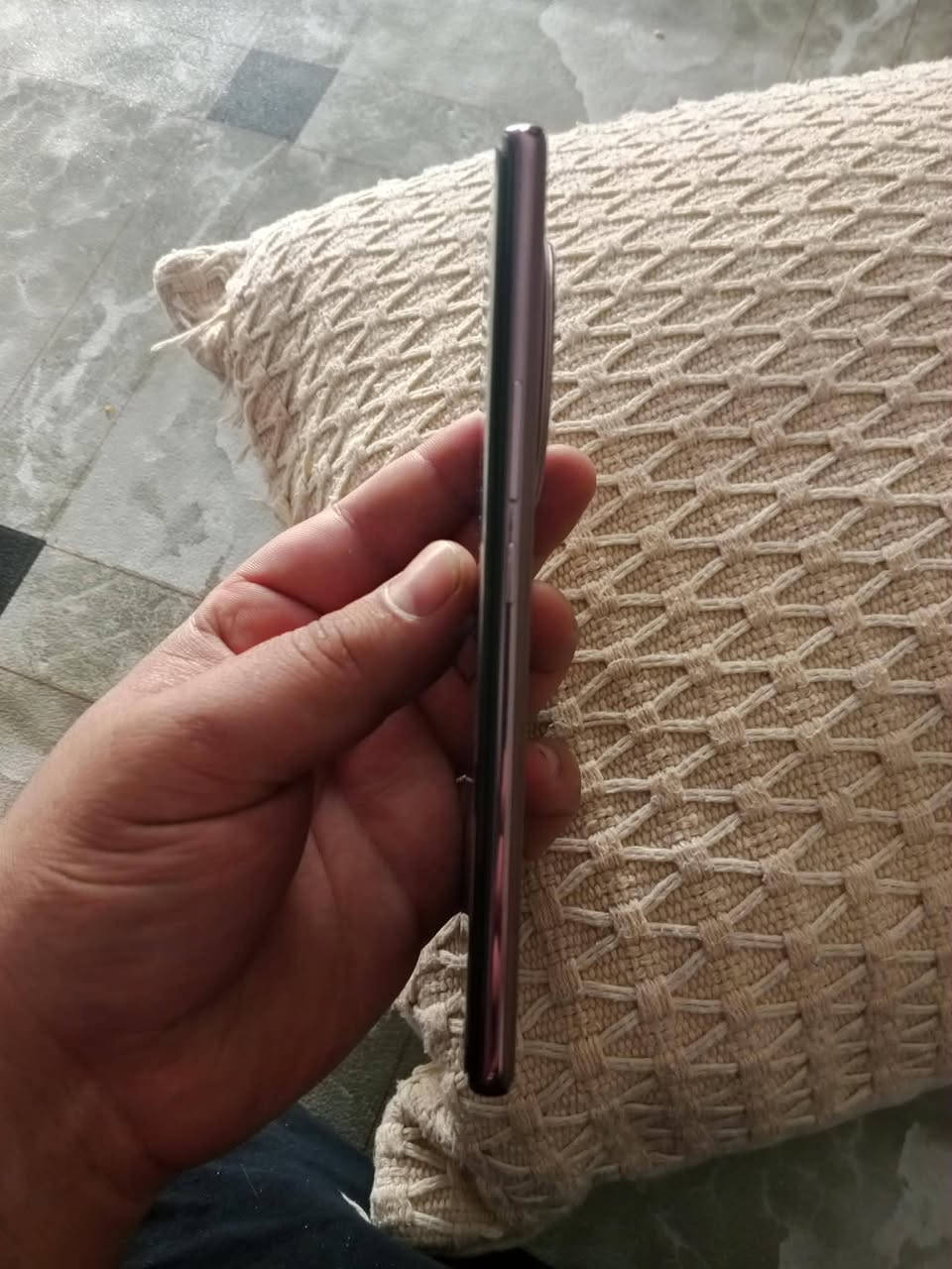 سلام عليكم انفنكس زيرو 40 إبرو 5G جاهز نضيف كلش استخدام قليل جهز مكفول من أي شي حته شخط السعر  275 قفل قفل , *********** كرتوته ويا
