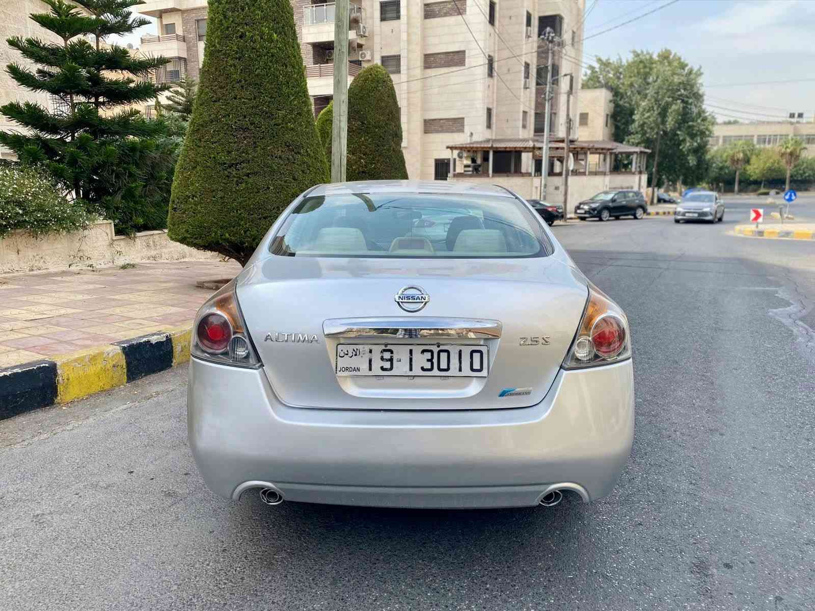 التيما ٢٠١١ • بنزين • جير اتوماتيك