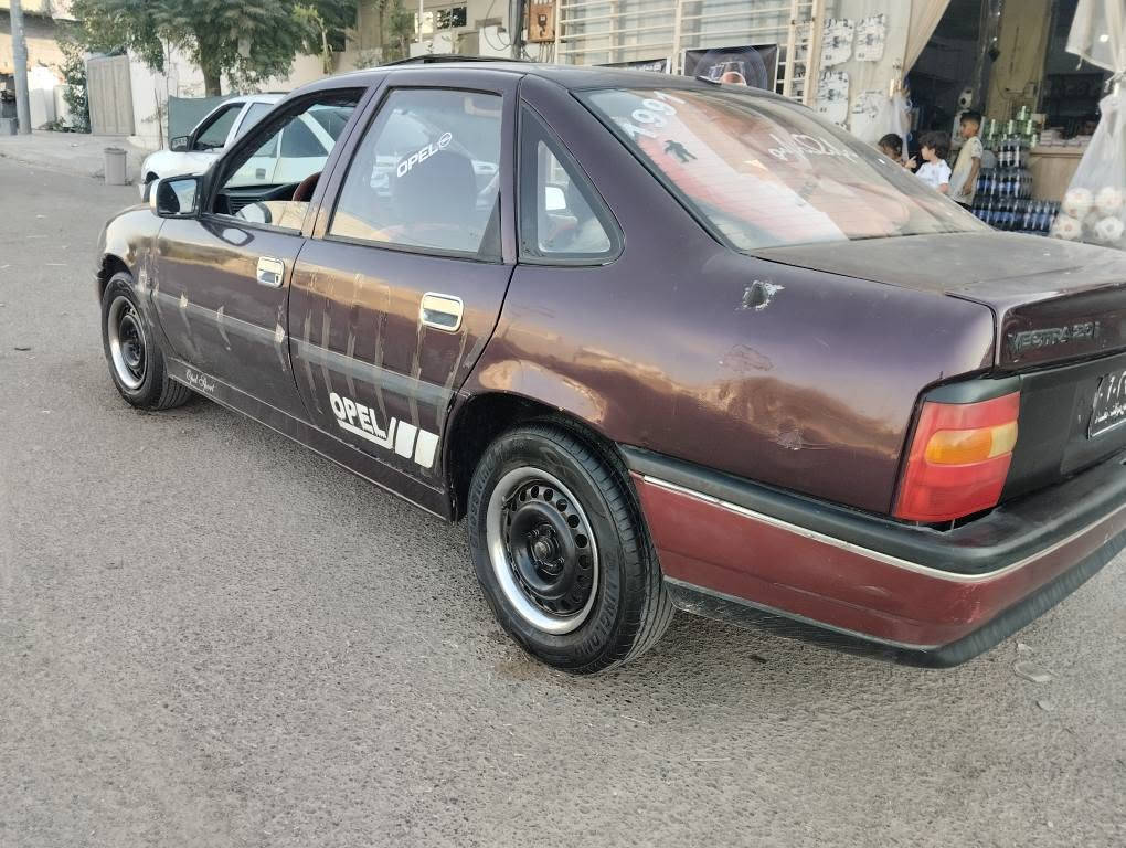 بەناوی خوای گەورە
ئۆپڵ مۆدیل 91مەکینە 20گێڕو مەکینەی بەشرت سەنەوی ئەولیاتی بەشەرت سەنەوی ئەسڵی 
لێداوی نیە خایساتی نیە کارەبای هەمووی ئیشکا 
چوار تای لۆک لەسەری سەڵایتە زۆر توندوتۆڵە 
ماڵی دۆستە 
سعری16مەجالی زۆر کەم
شوین چەمچەماڵ 
*********** شمشمل, السليمانية
