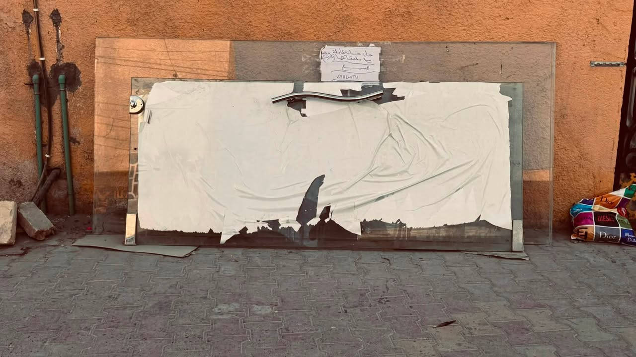 جام خانه  فلات كامله مع ملحقاتها بسعر مناسب جدا 
باب  كراج قطعتين للبيع  

***********
