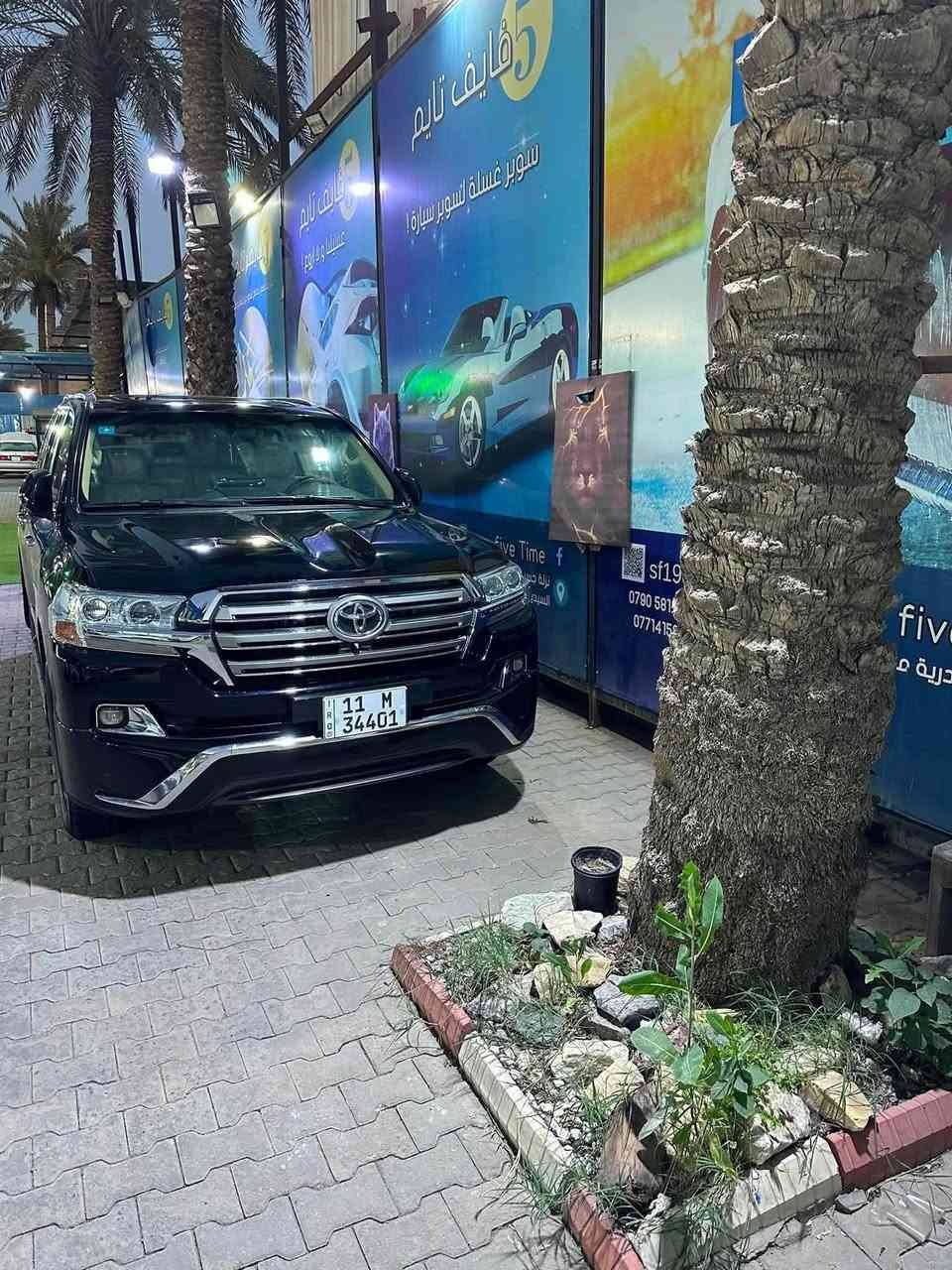 ١٦ساز اصل باب اول مكفوله فقط بارد اسفل جاملغ الامامي الأيسر ماشيه ١١٤ الف حقيقي فول كشن سايق ٣ دكم تشغيل عن بعد اصل بلاد جام يصعد وينزل بالبصمه ٨ ايرباك مري شفط ٤ كامرات وباقي مواصفات الساز رقم وهزه جديد باسمي عنوان بغداد اليرموك السعر ٤٣٠ وبيها مجال بسيط ***********
