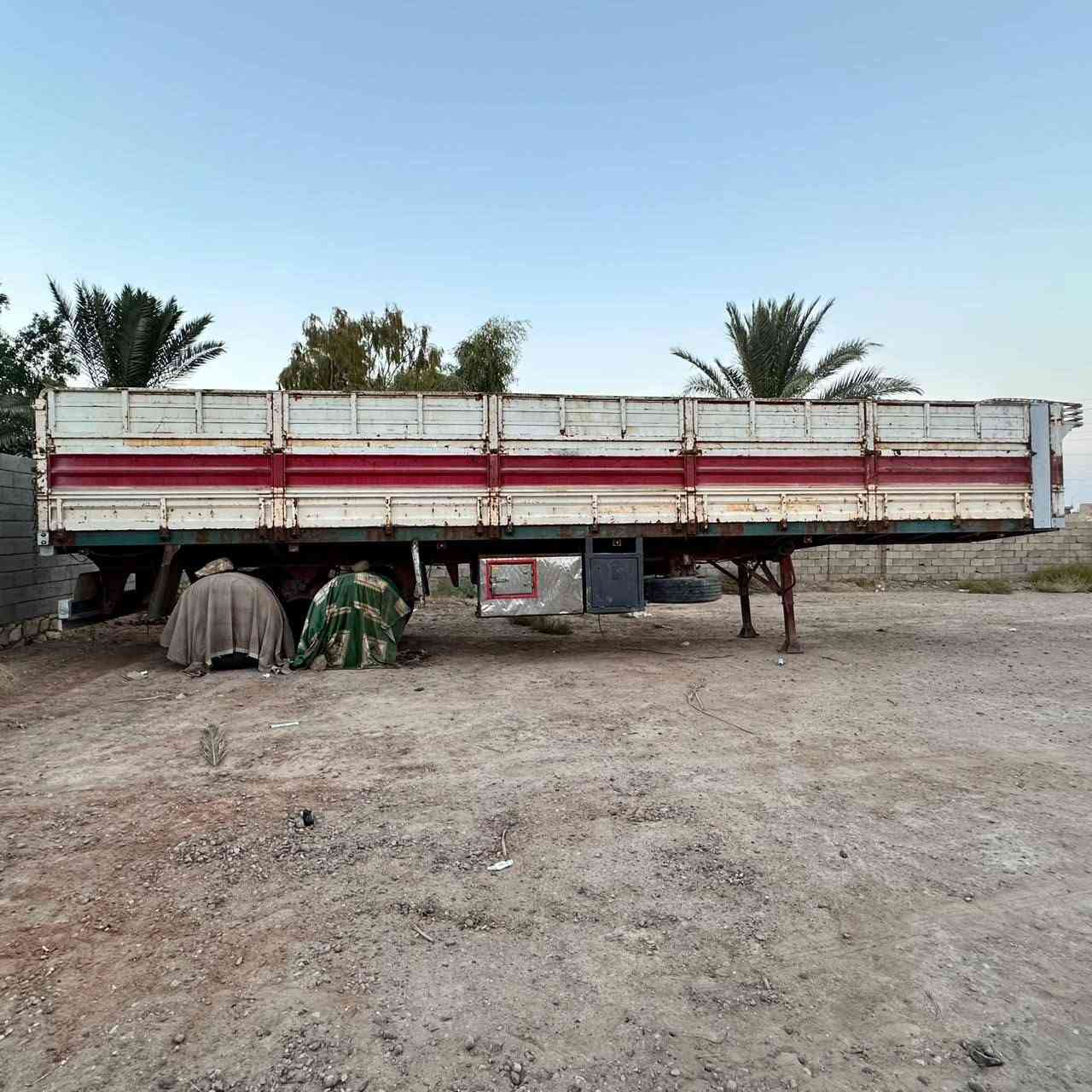عربانه المانيه بلام هورت طول 12.60 تخم تاير22رقم***********
