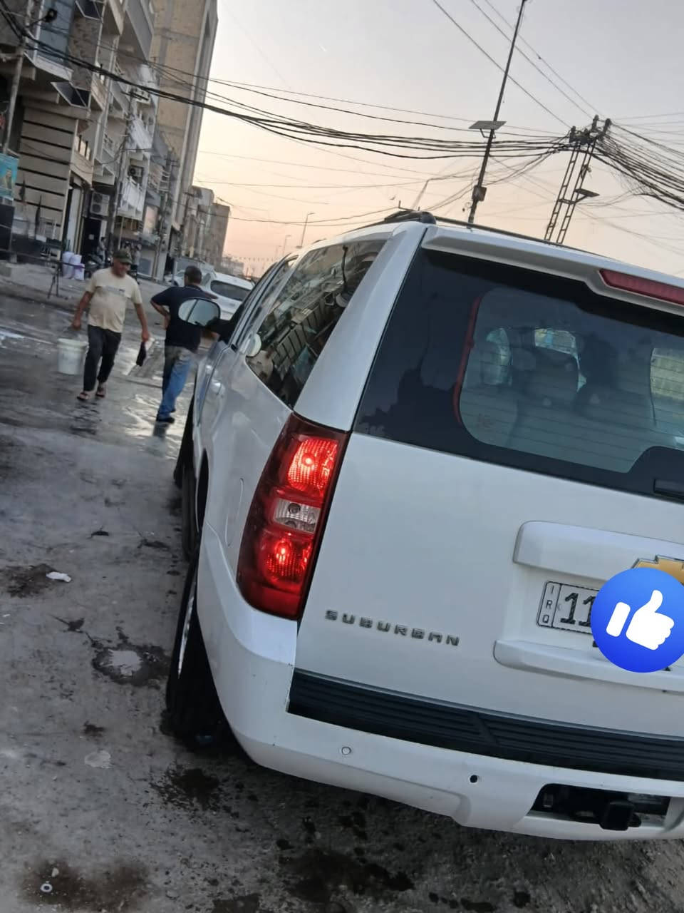السلام عليكم 
للبيع سوبر بان 2013 خليجي 
فول مواصفات 
بسمي رقم بغداد مميز
تخم تاير جديد
مكفولة
مكانها بغداد
السعر 200
***********
