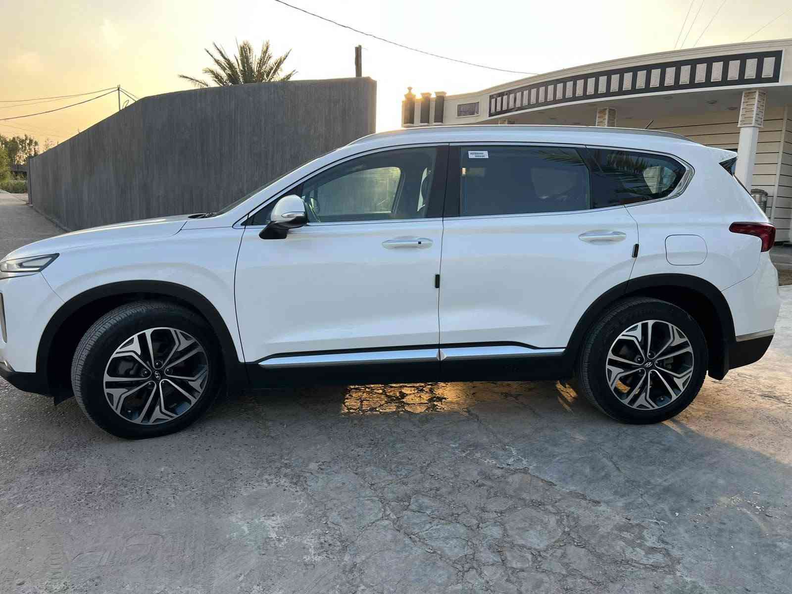 🔥 للبيع سنتافي خليجي موديل 2020 🔥
🚘 سنتافي خليجي 2020
✅ مكفولة من الضرر والصبغ
✅ بارد إصبعين فقط
✅ سيارة فول أوبشن عدا البنوراما
✅ ماشية 153 ألف كم

🔹 المواصفات:
• بصمة أبواب
• بصمة تشغيل
• تشغيل عن بُعد
• كاميرا خلفية
• شاشة
• حساسات أمامية وخلفية
• 3 وضعيات قيادة
• شاحن لاسلكي
• تبريدات خلفية بلادي
• مواصفات خليجية
• ⁠تبريد 3قطع
• ⁠سبعه راكب

📌 السيارة نظيفة ومواصفاتها حلوة، جاهزة للفحص والشراء.

📞 للاستفسار والتواصل:
[ضع رقم الهاتف هنا]***********
