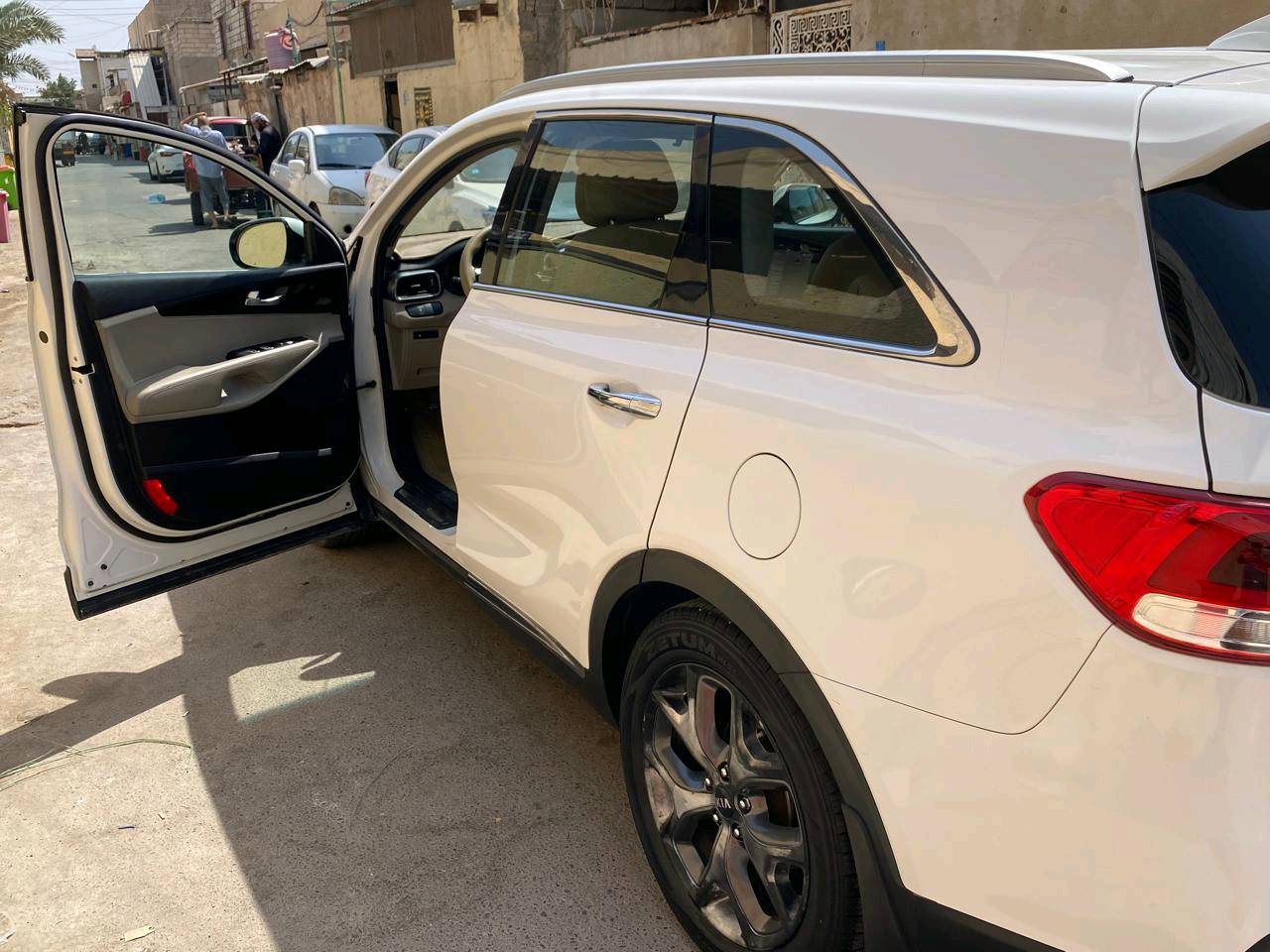سورنتو • ٢٠١٨ • ٧ راكب