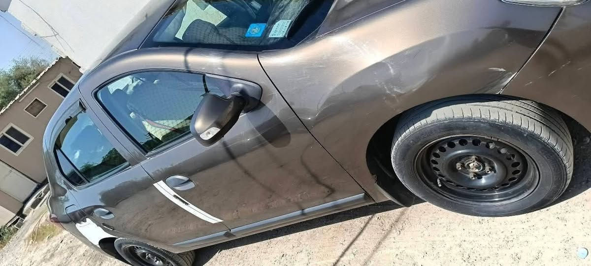 رينو سمبل ٢٠٢٠ مكفوله من الصبغ
كير محرك حداديه وتبريد كله جديد
رقم بغداد
تحويل مباشر
معروضه ب٦٤ وبيها مجال
مكاني بغداد الربيعي
بيها بارد بالجاملغ الخلفي
وبارد بالامامي بسيط
*********** بغداد, العراق
