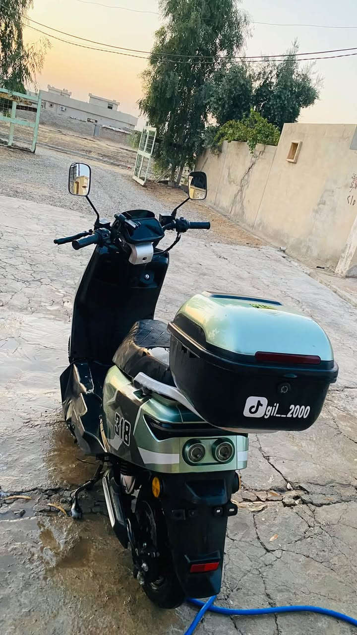 ماطور 318 للبيع نضيف نفس ما يلصوره فقط بيها طخه موضحه بل صوره تايات جدد سعره 500بي
مجال بسيط
***********بي وتساب
