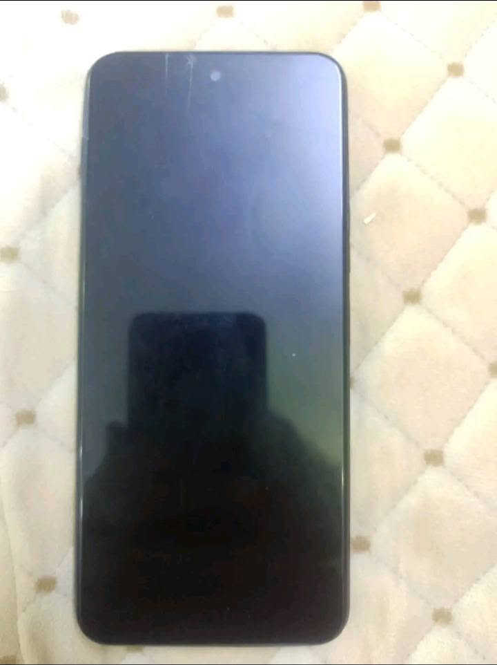 موبايل تكنو بوفا 4 ذاكره 256GB للبيع  ب200بي مجال. ***********
