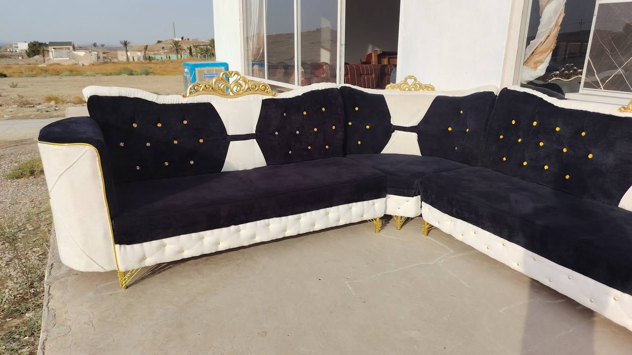 ديوان • ١٣ متر ونص • خشب عراقي