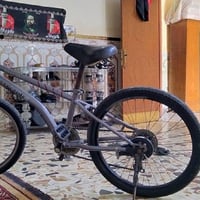 دراجة • أبيض • ٧٥
