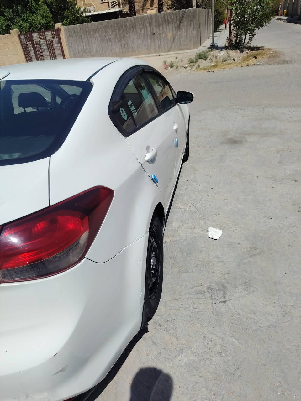 السلام عليكم فورتي 2017 وارد امريكي رقم اربيل تحويل مباشر بسمي تريد تحويل تريد وكاله هزه وبراد وسنويه ورقام جدد سنويه ل 2029 مكينه 2000 دوش كيرate المرغوب مكينه كير تبريد ثلج 
مكينه لاصرف ولاتنقيص كير بضمان حداديه نفض قبل فتره مشتغليه 
تحكمات ستيرن جهتين شاشه كامره سياره بيه قطعتين صبغ جاملغ امامي وبنيد بدون دواخل 
سياره كلش ناعمه 
السعر 98 وبيها مجال مكانه ديالى بعقوبه لاستفسار ***********

