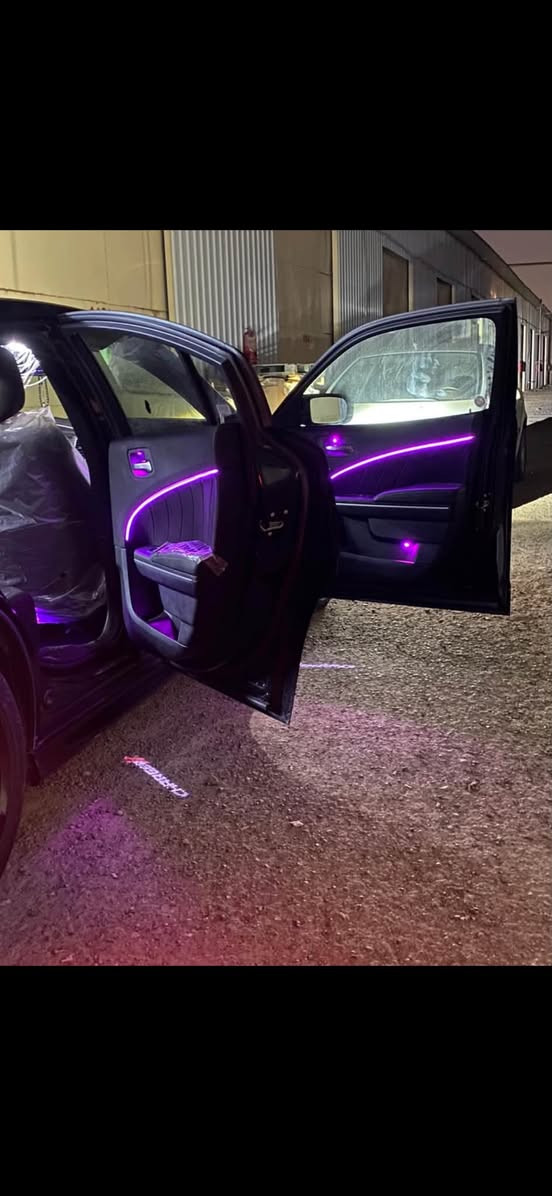 جارجر SXT 2022.      3600. تو ويل بيع او مراوس بشي اقل
مزوده بالكامل وايد بدي بنيد دواسات دعاميات دفيوزر 

 عليها اضافات كامله من كفر مري باتمان ومطريات وشفقه خلفيه وزعانف ولحيه وحلوگ صالنصه

عليها كزوز كورسه بوابات اعلى كوالتي مع برمجة الفصله والطلقات تشغله وتطفي من الريمونت

التنته سقف رولز رايز  تحكم موبايل 

لدات كامله دشبول وبيبان وارضيات وكواب. تحكم موبايل

ويل نجم مع ستد طلقه وكفر دسكات عليه ماده متوهجه 

السياره برغي ماتصرف عليها حداديه وصدر وتبريد  وكير ومكينه

حادثها جاملغ وبندي سطحي بدون دواخل بدون ايرباك ماشيه 38 قابل للزياده

بغداد زيونه

السعر 225 صور الحادث مرفقه

***********
