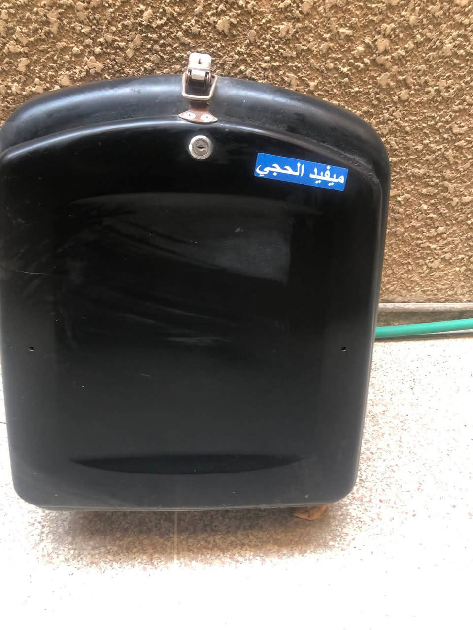 سلام عليك صندوق دليفري للبيع هوه وسستم سماعت نضيف السعر ٤٠وبي مجال
مكاني بغداد***********
